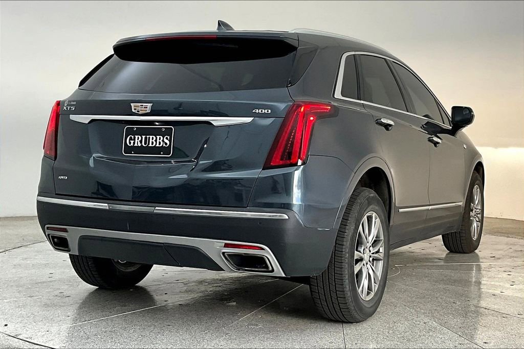 Used 2021 Cadillac XT5 Premium Luxury image 2