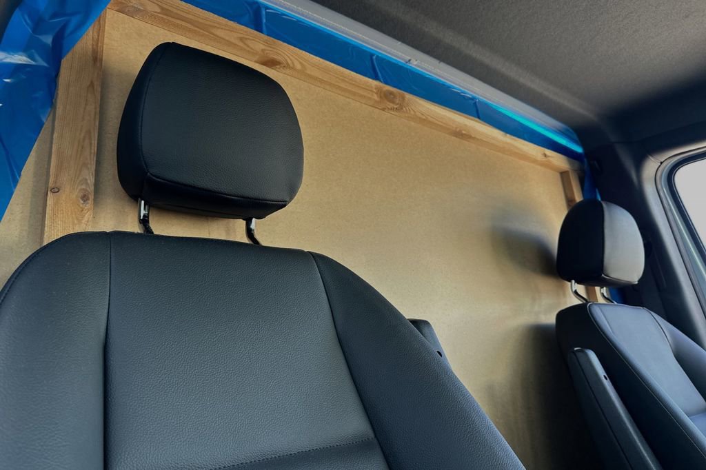 Used 2024 Mercedes-Benz Sprinter 4500 image 30