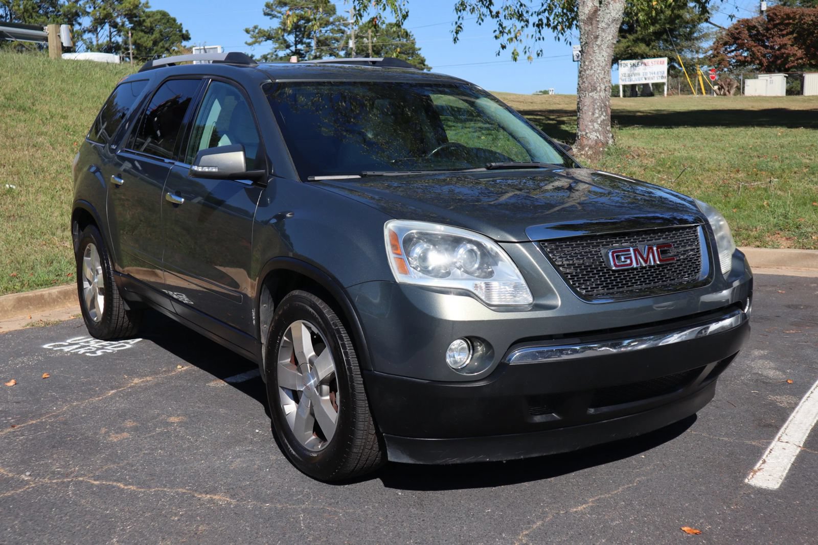 Used 2011 GMC Acadia SLT FWD image 3