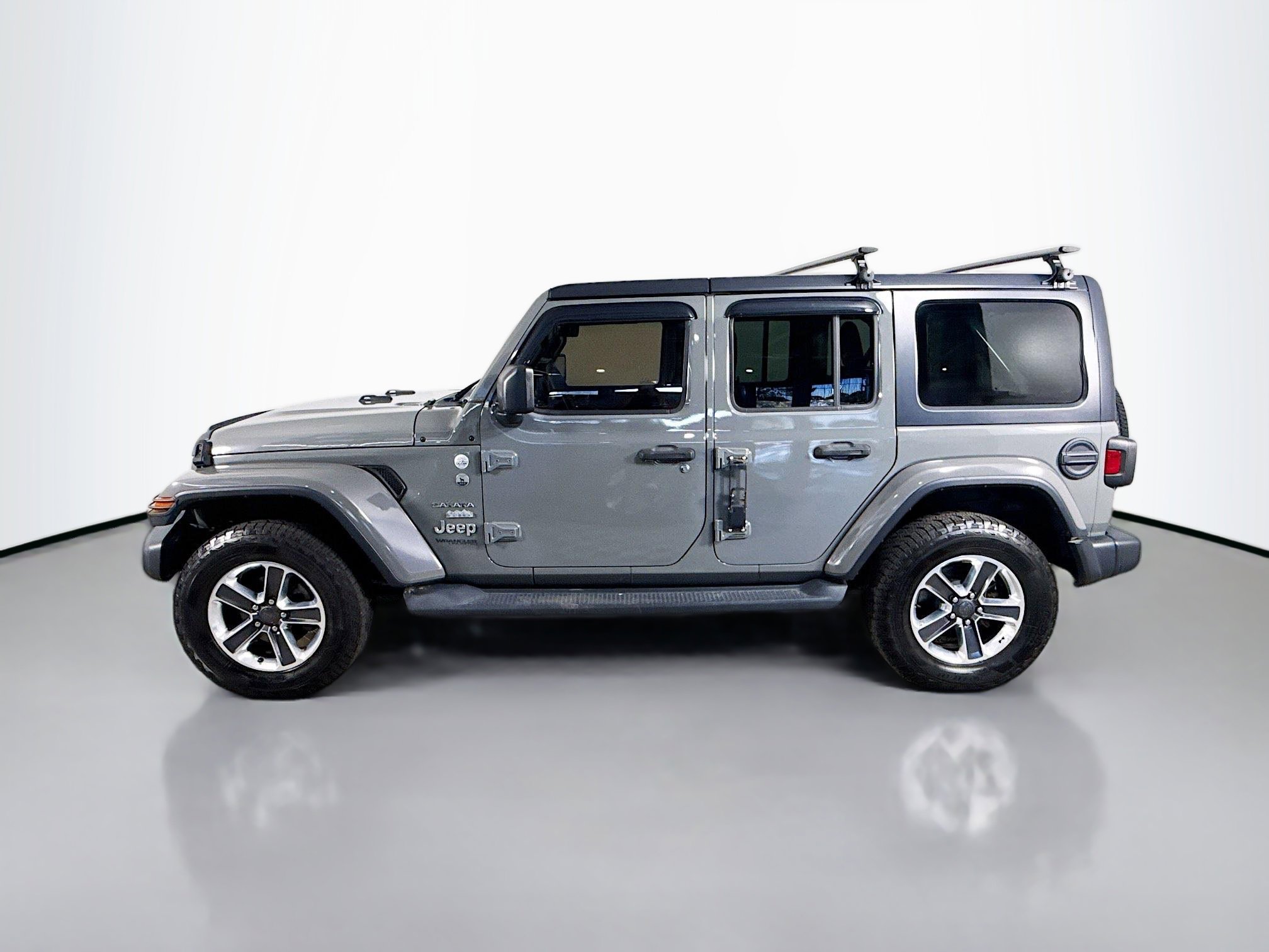 Used 2018 Jeep Wrangler Unlimited Sahara image 6