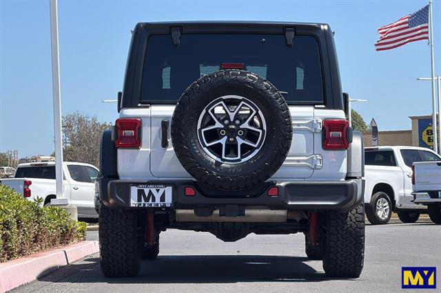 Used 2026 Jeep Wrangler Unlimited Rubicon AWD/4WD image 5