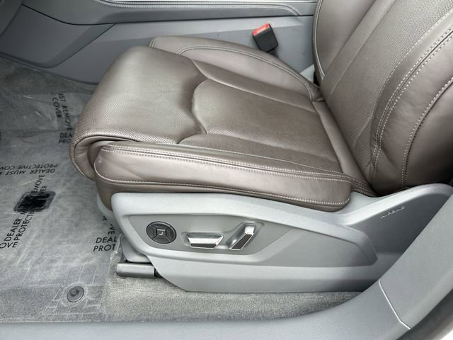 Used 2022 Audi Q8 Prestige image 24