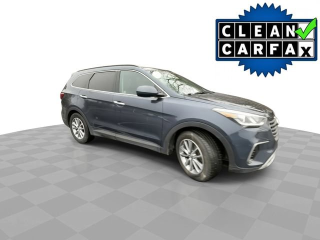 Used 2017 Hyundai Santa Fe SE w/ Cargo Package image 2