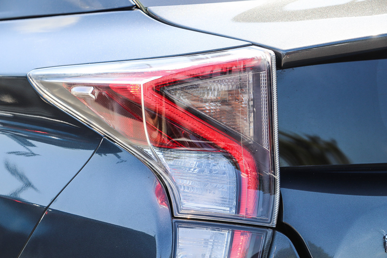 Used 2016 Toyota Prius Three FWD image 9