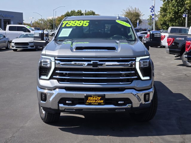 Used 2024 Chevrolet Silverado 2500 LTZ w/ LTZ Plus Package AWD/4WD image 2