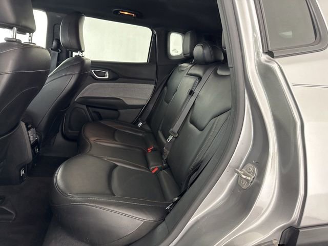 Used 2023 Jeep Compass Latitude image 28
