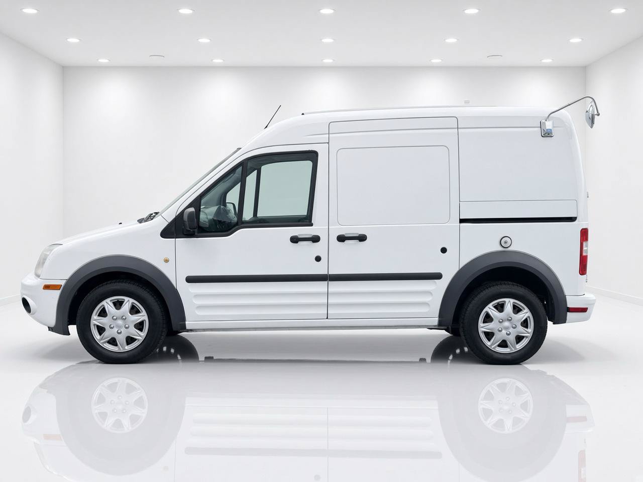 Used 2012 Ford Transit Connect XLT FWD image 2
