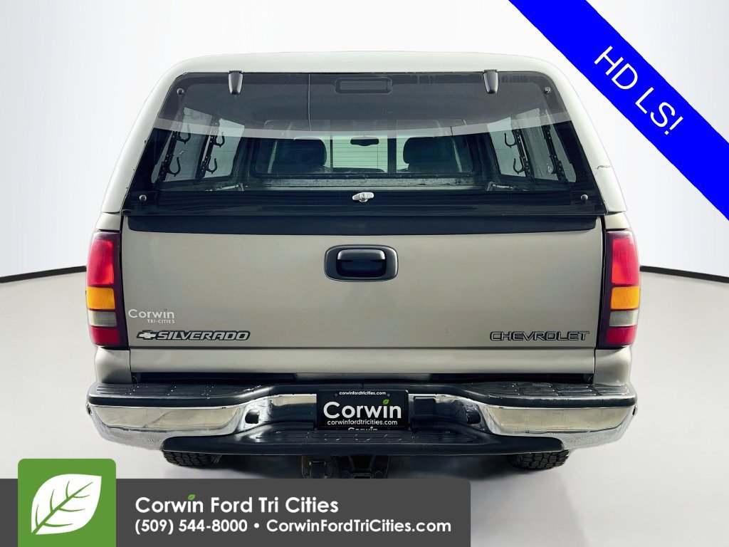 Used 2000 Chevrolet Silverado 2500 LS w/ Snow Plow Prep Pkg AWD/4WD image 12