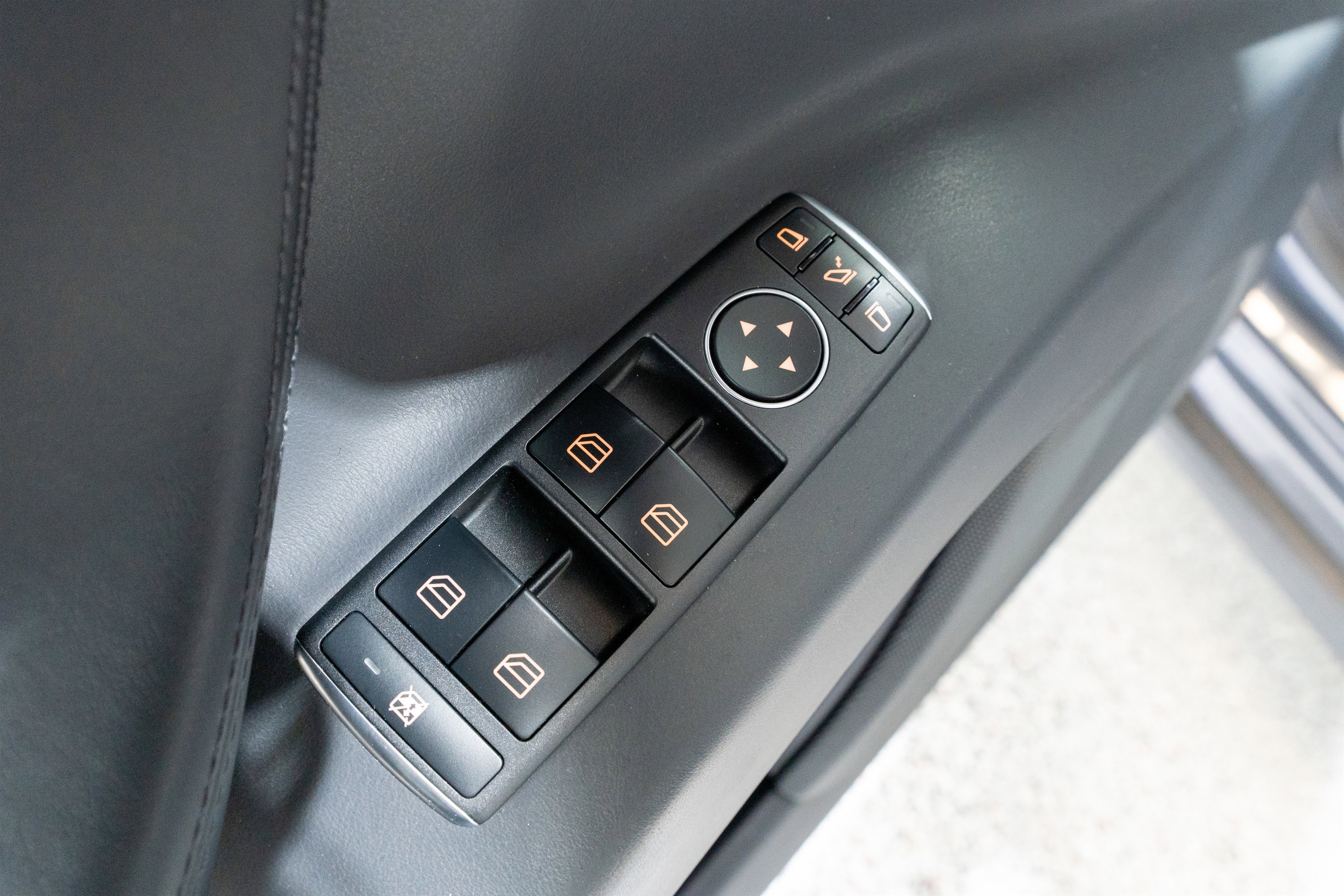 Used 2020 Tesla Model X Long Range image 14