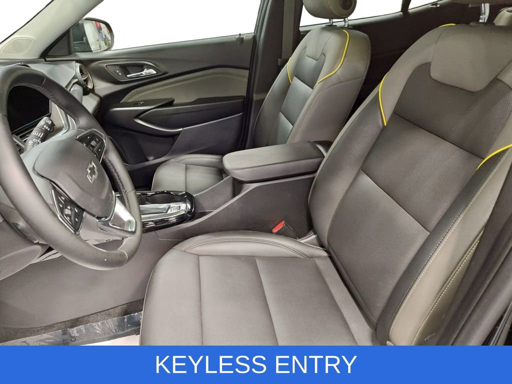Used 2024 Chevrolet Trax ACTIV w/ Sunroof Package image 14