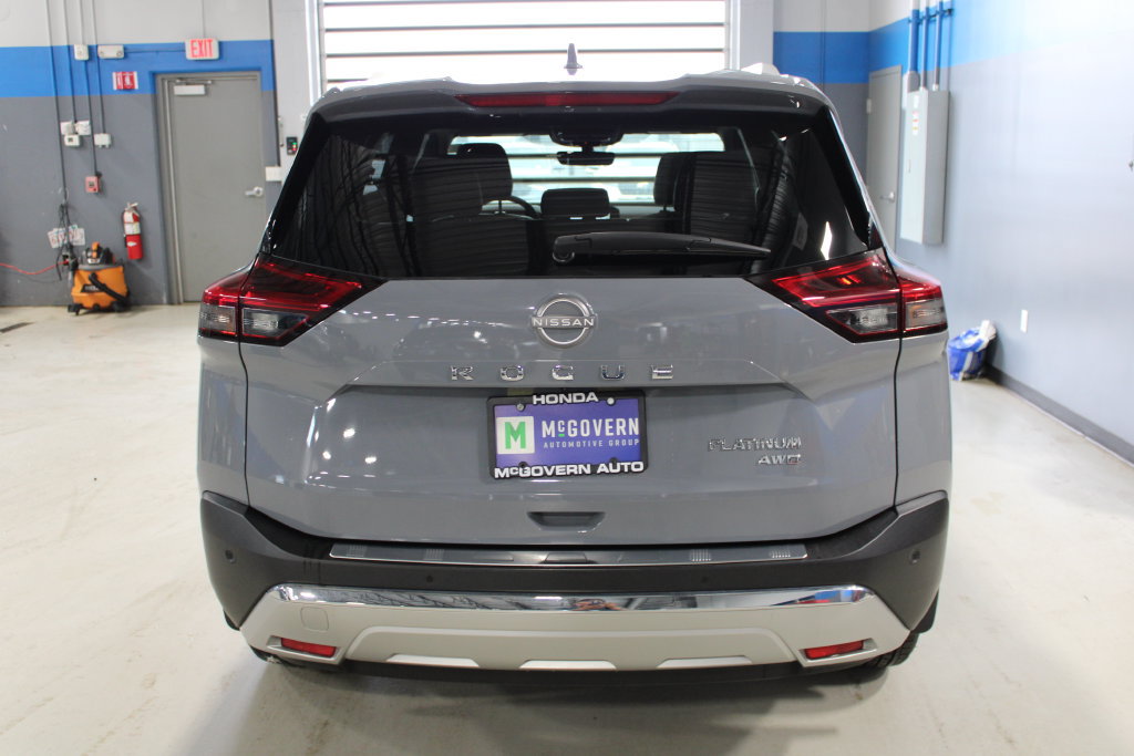 Used 2023 Nissan Rogue Platinum w/ Platinum Premium Package AWD/4WD image 25