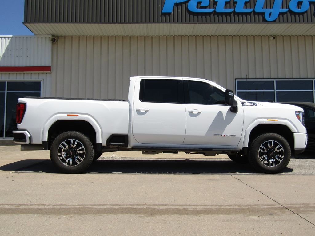 Used 2022 GMC Sierra 2500 AT4 w/ AT4 Premium Plus Package AWD/4WD image 2
