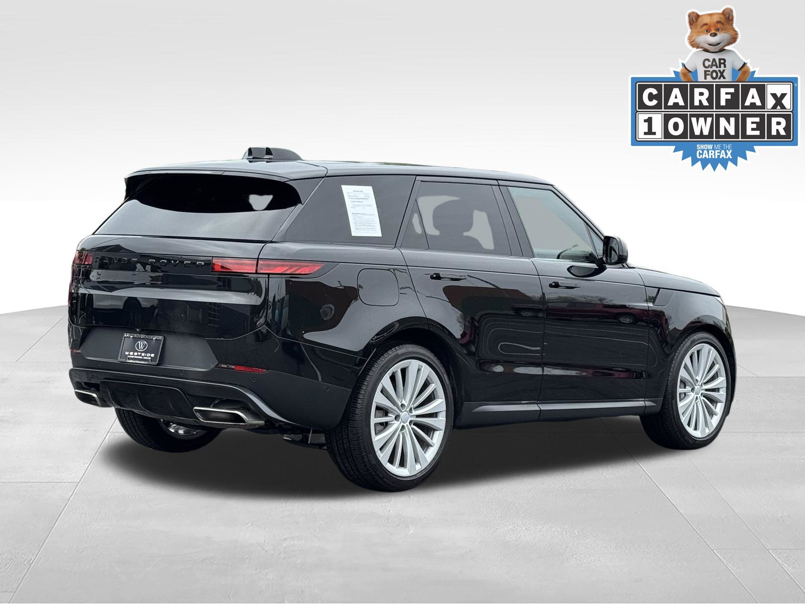Used 2024 Land Rover Range Rover Sport SE AWD/4WD image 4