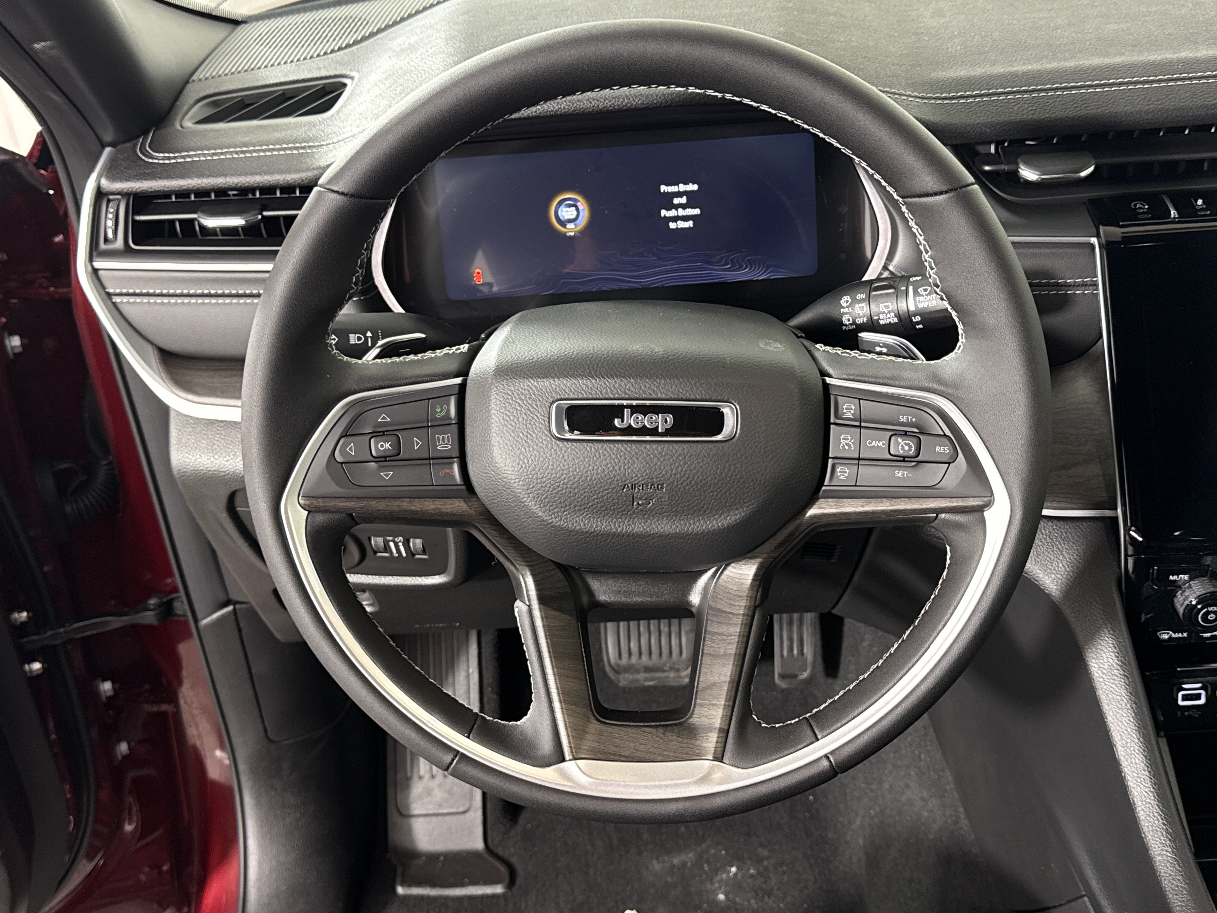 New 2025 Jeep Grand Cherokee Limited AWD/4WD image 16