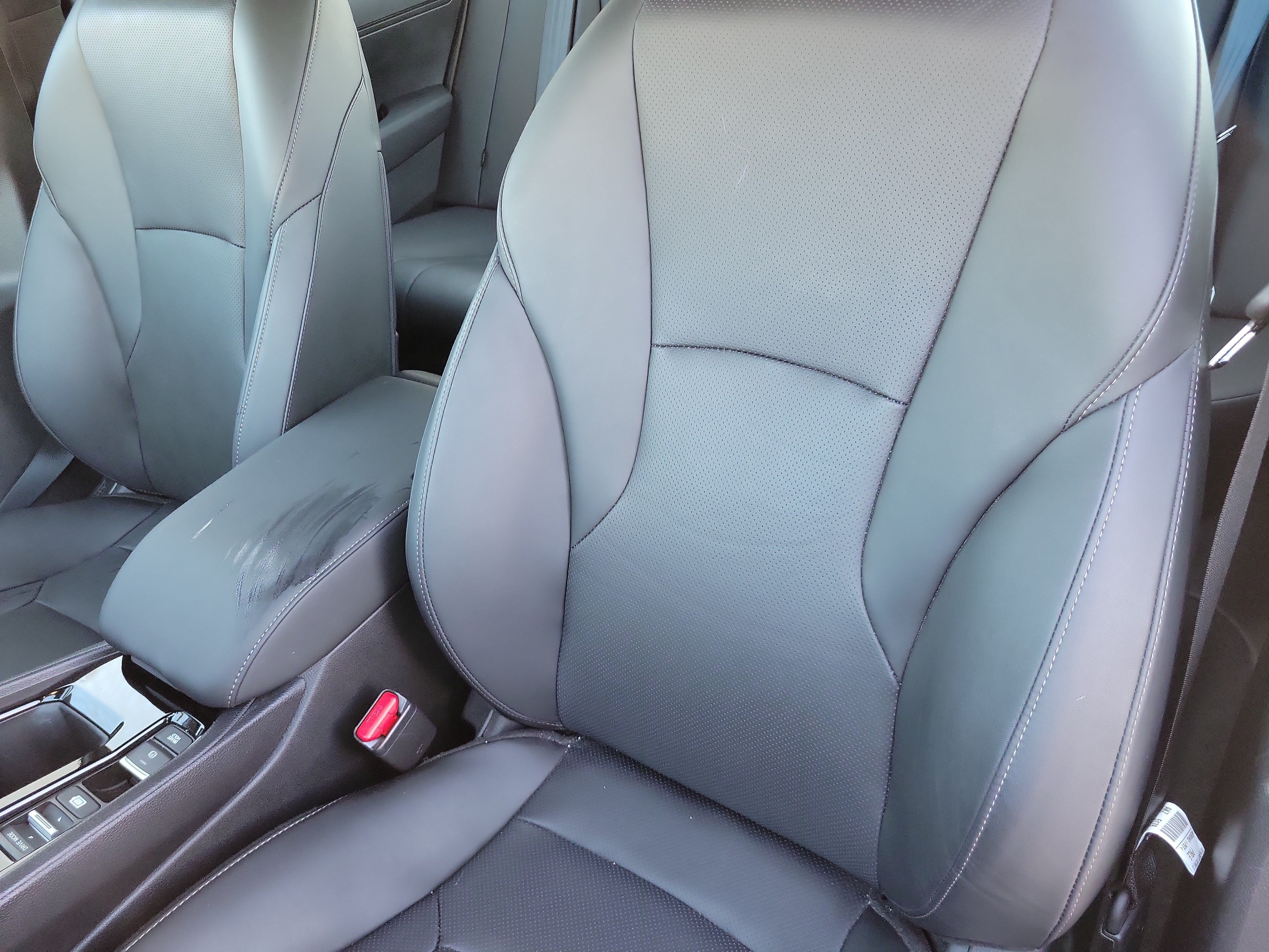 Used 2025 Honda Accord Sport image 11
