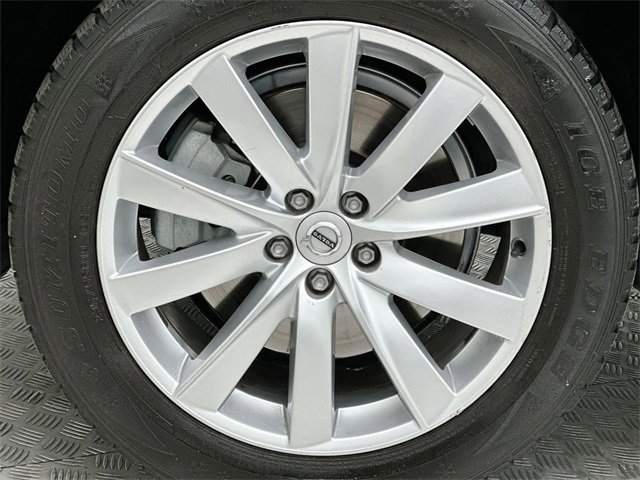 Used 2018 Volvo XC90 T6 Momentum w/ Convenience Package image 10