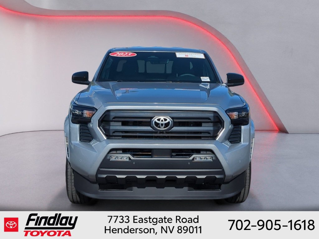 Certified 2025 Toyota Tacoma SR5 AWD/4WD image 8
