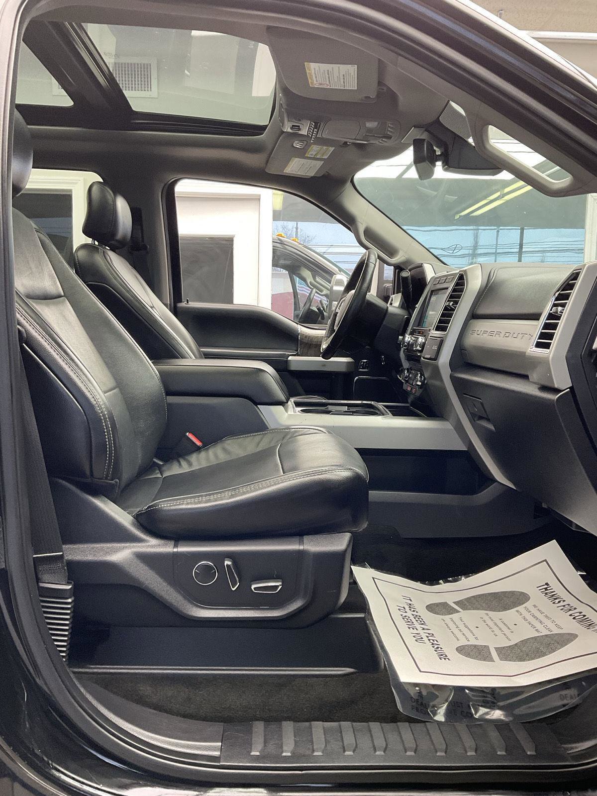 Used 2017 Ford F450 Lariat w/ Lariat Ultimate Package image 9