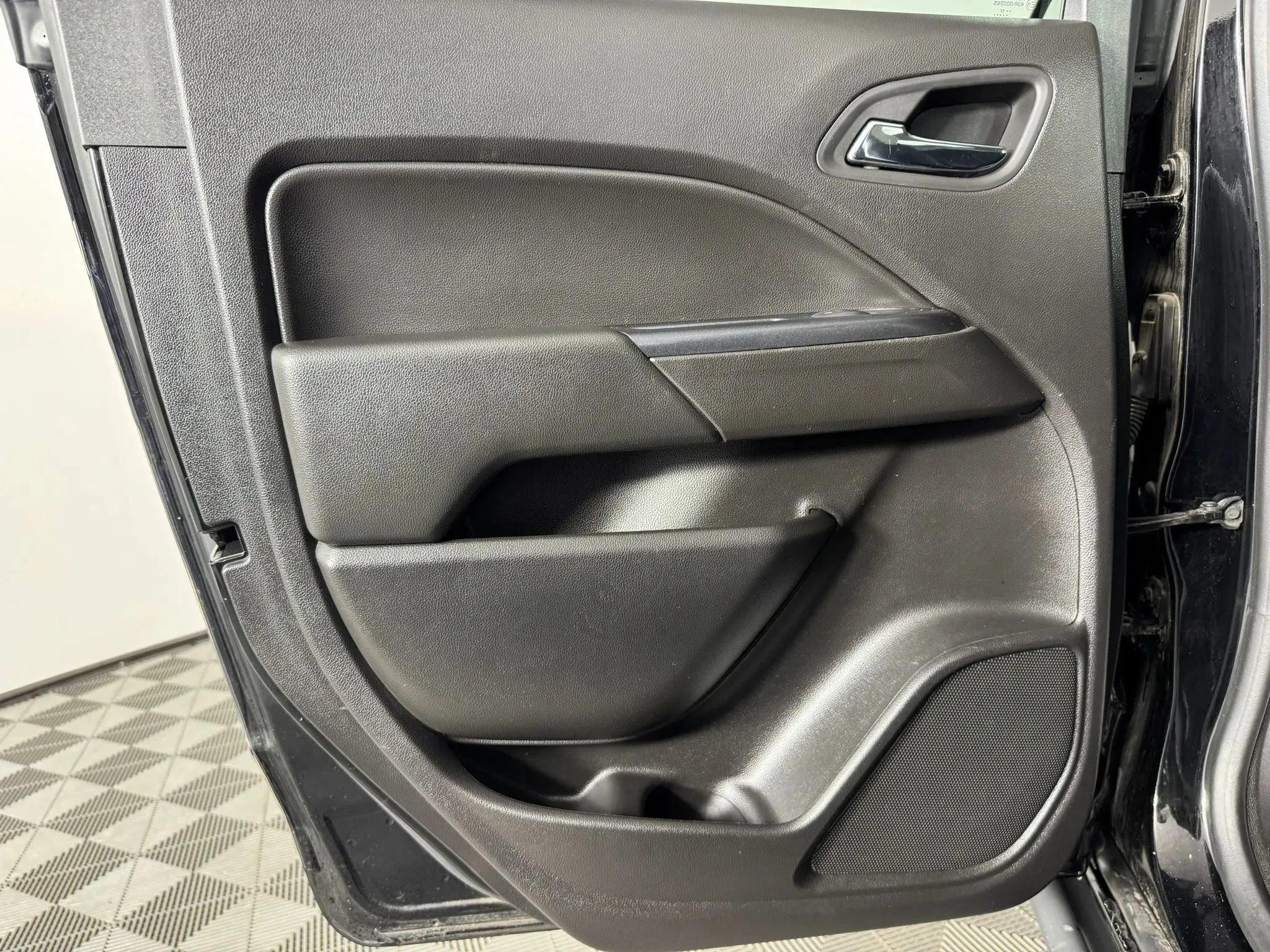 Used 2017 Chevrolet Colorado ZR2 AWD/4WD image 40