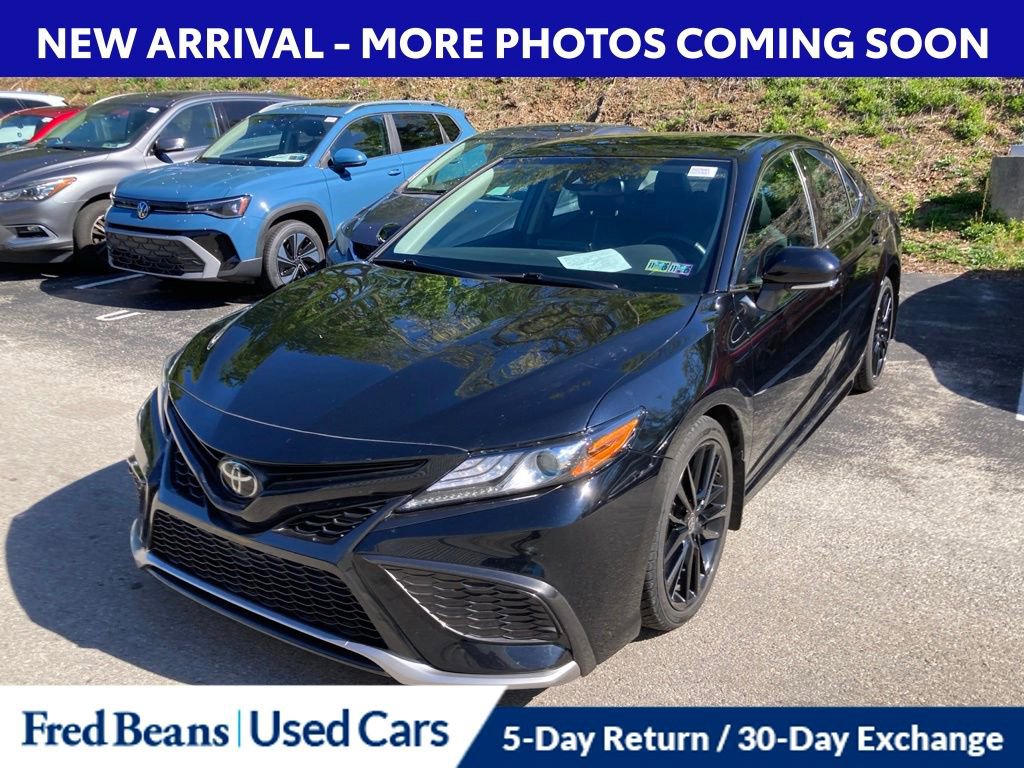 Used 2022 Toyota Camry XSE AWD/4WD image 3