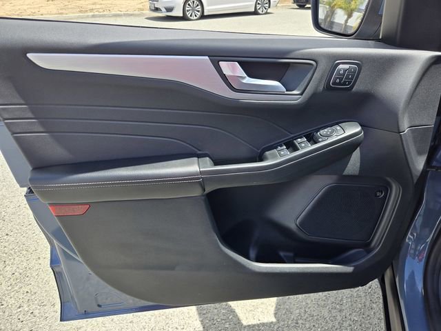 Used 2024 Ford Escape SE w/ PHEV Premium Package FWD image 18