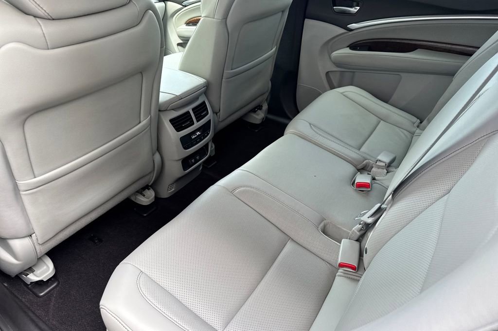 Certified 2020 Acura MDX FWD w/ Technology Package image 5