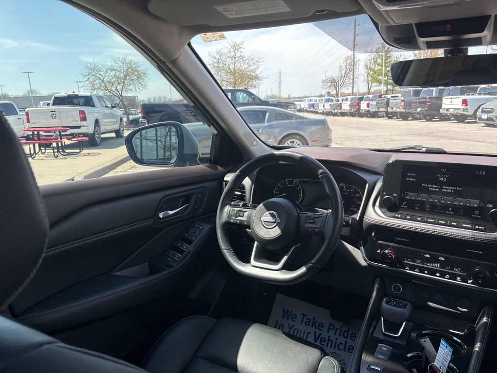 Used 2022 Nissan Rogue SL w/ SL Premium Package image 49