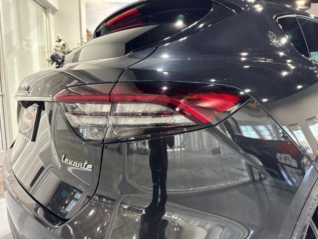Used 2021 Maserati Levante $82K MSRP image 38