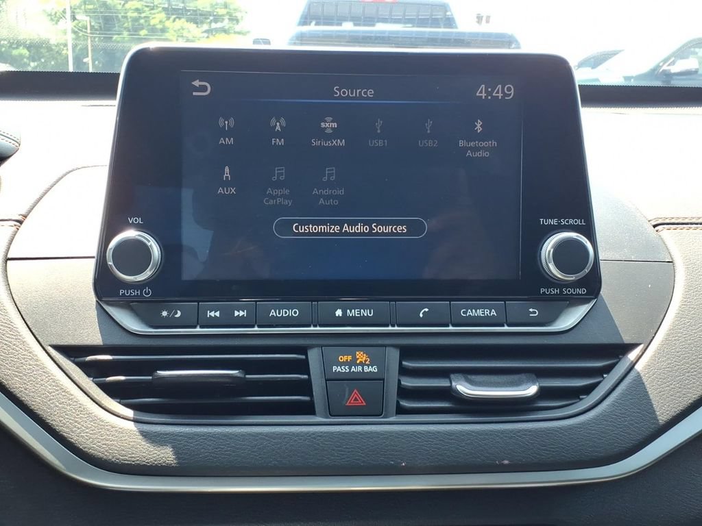 Used 2020 Nissan Altima 2.5 SR w/ Premium Package FWD image 7