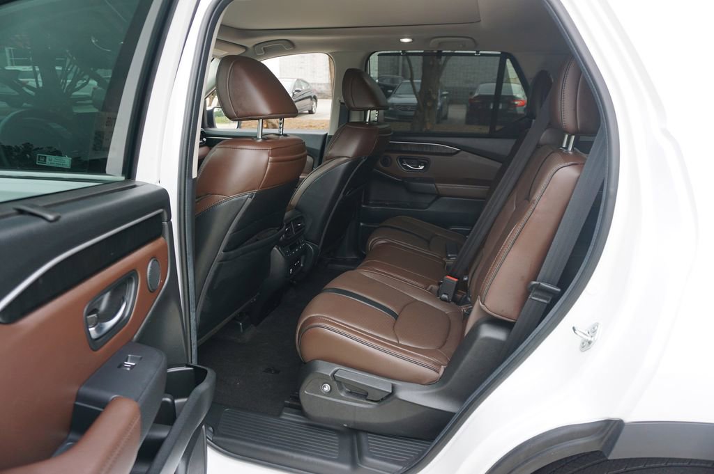Used 2024 Honda Pilot Elite image 17
