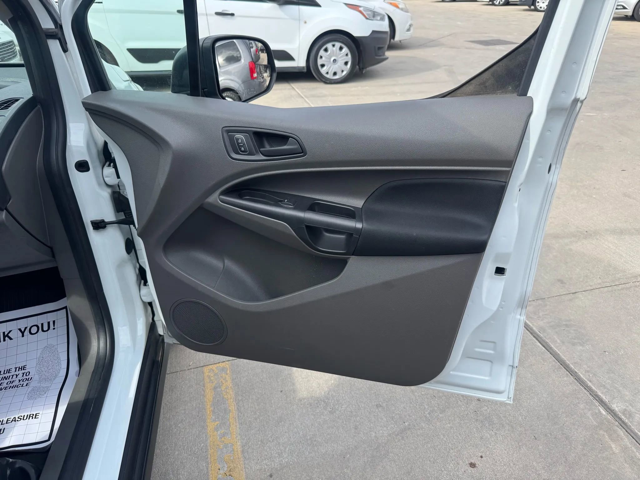 Used 2020 Ford Transit Connect XL image 39