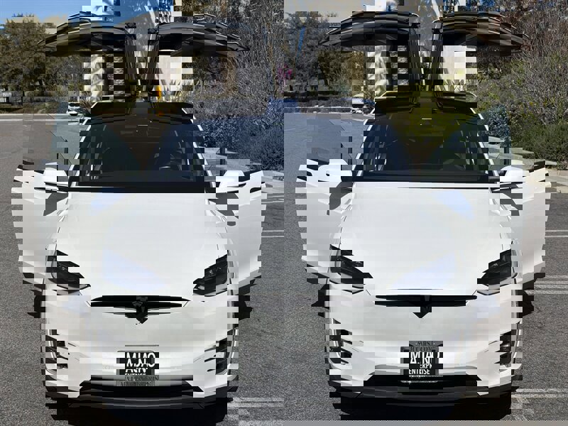 Used 2016 Tesla Model X P90D image 10