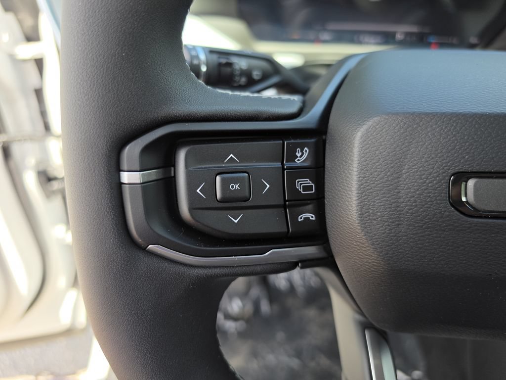 New 2026 Jeep Cherokee Overland w/ Advanced Pro Tech Group AWD/4WD image 30