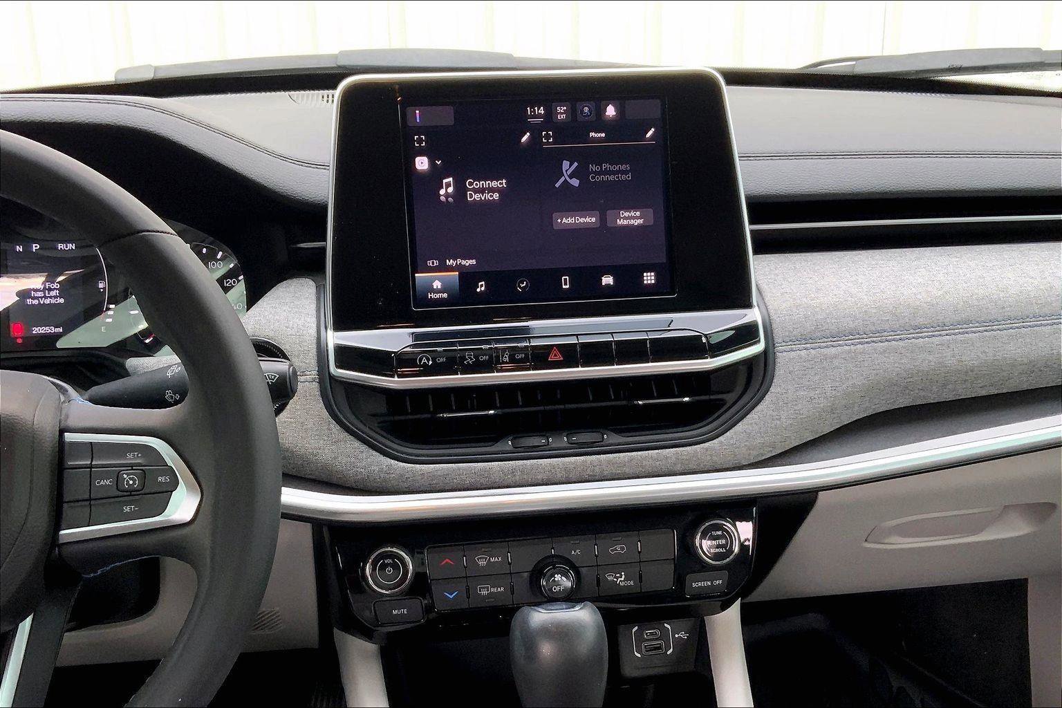 Used 2022 Jeep Compass Latitude image 6