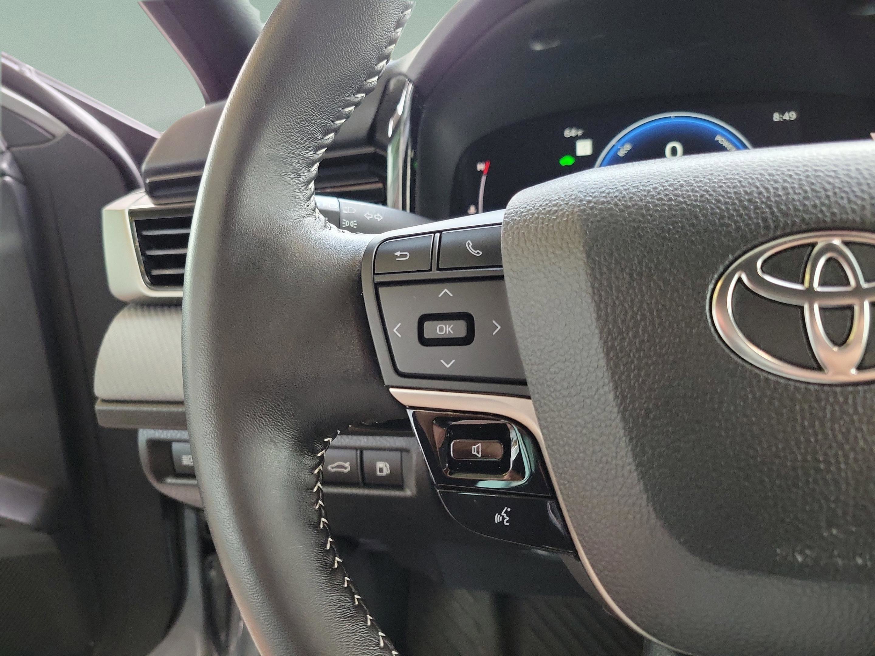 Certified 2026 Toyota Camry SE FWD image 13