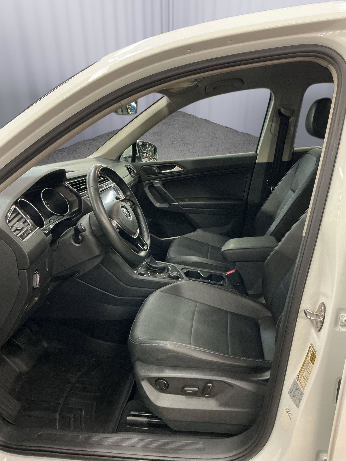 Used 2020 Volkswagen Tiguan S AWD/4WD image 16