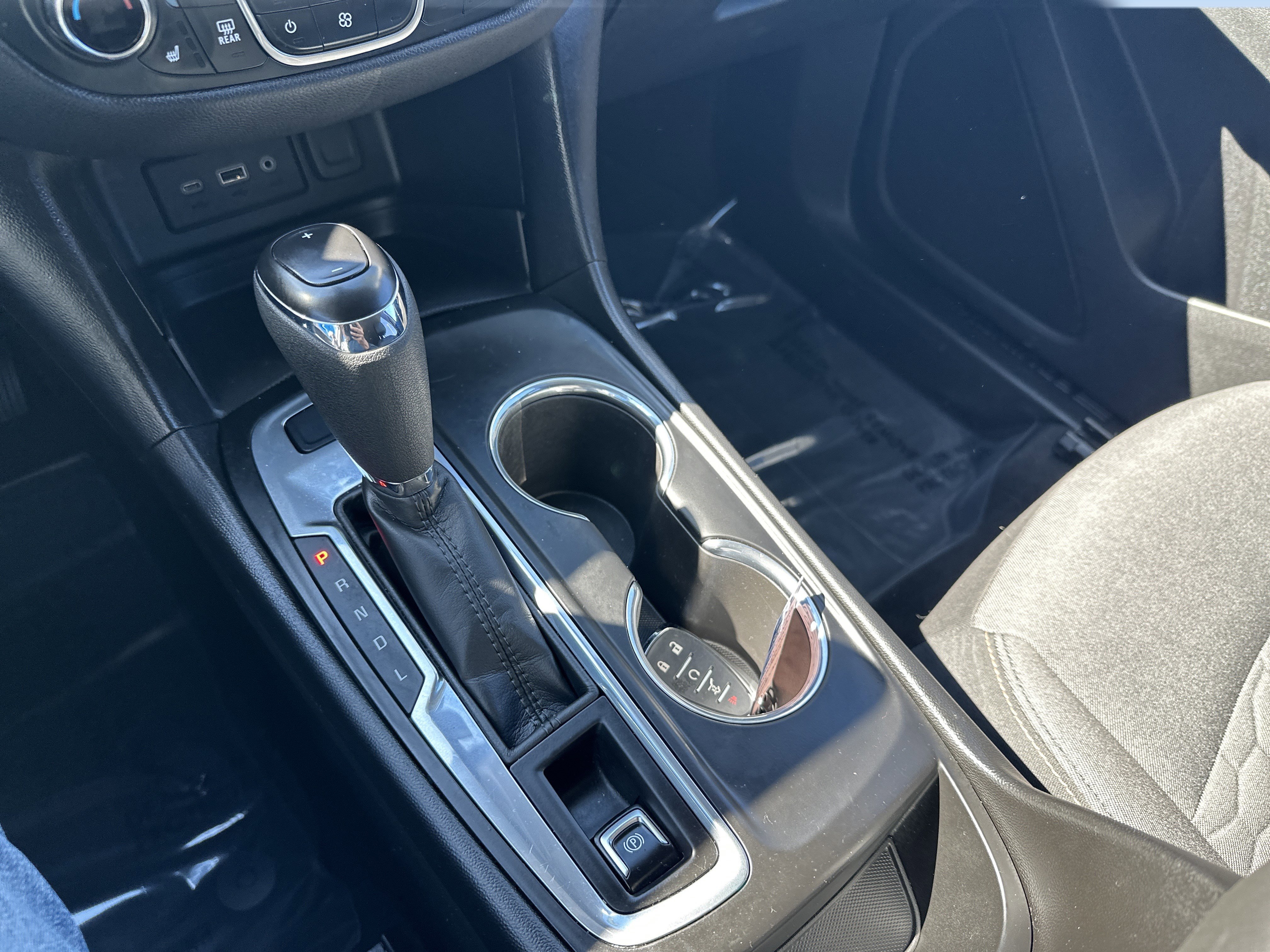 Certified 2020 Chevrolet Equinox LT AWD/4WD image 17