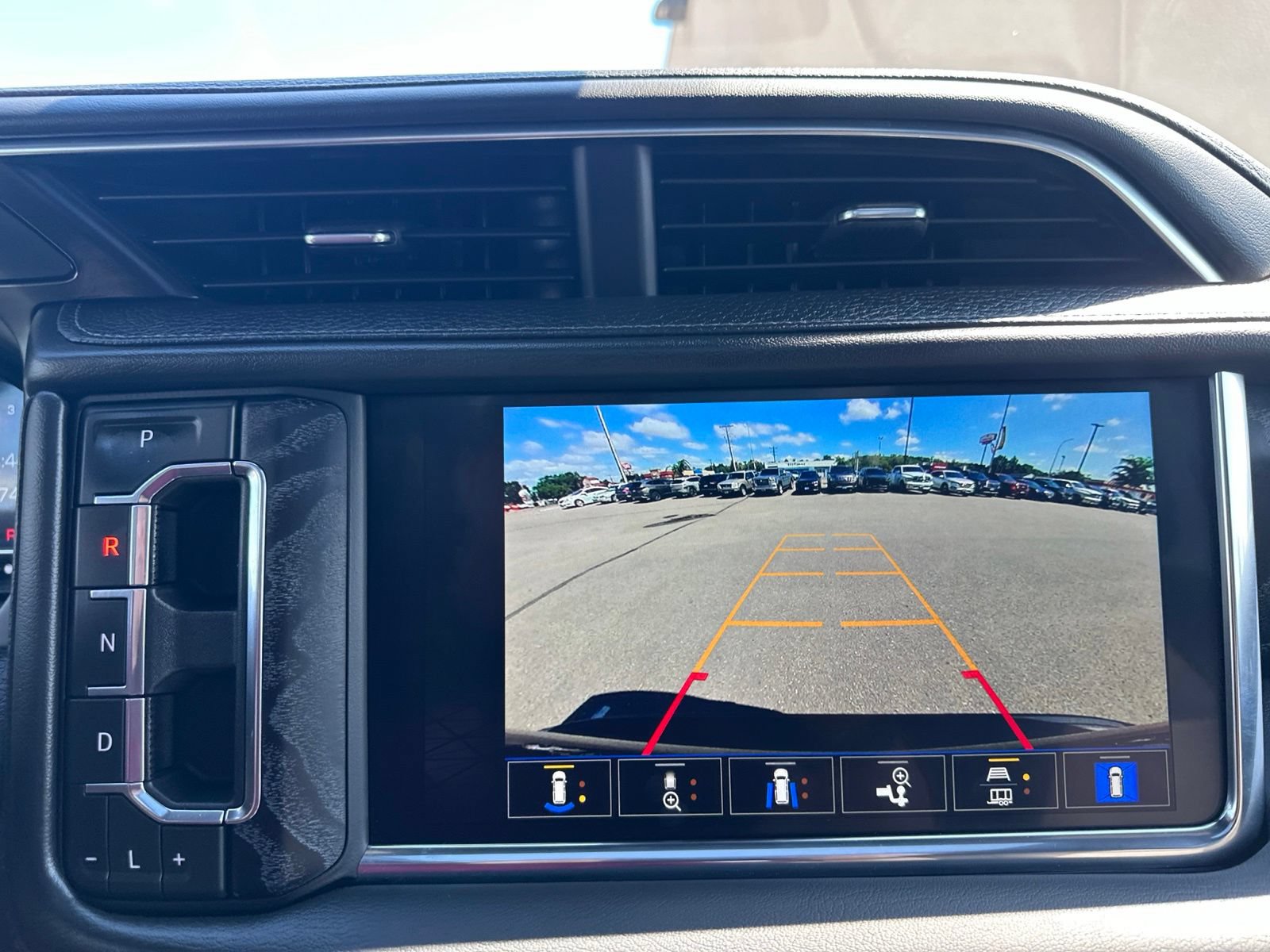 Used 2023 GMC Yukon Denali AWD/4WD image 78
