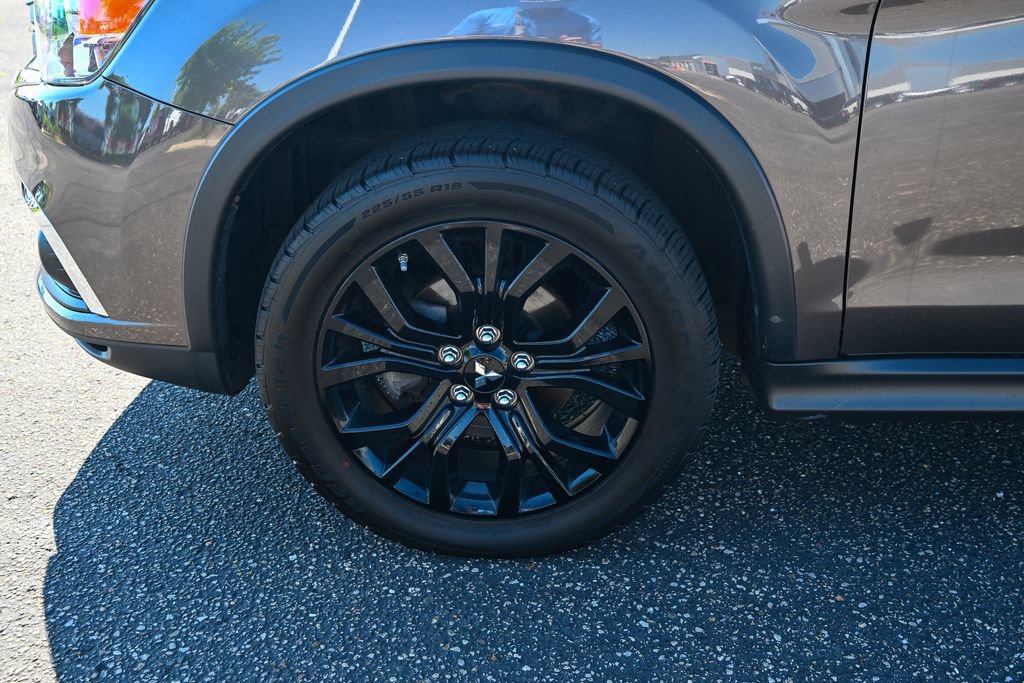 Used 2018 Mitsubishi Outlander Sport LE FWD image 12