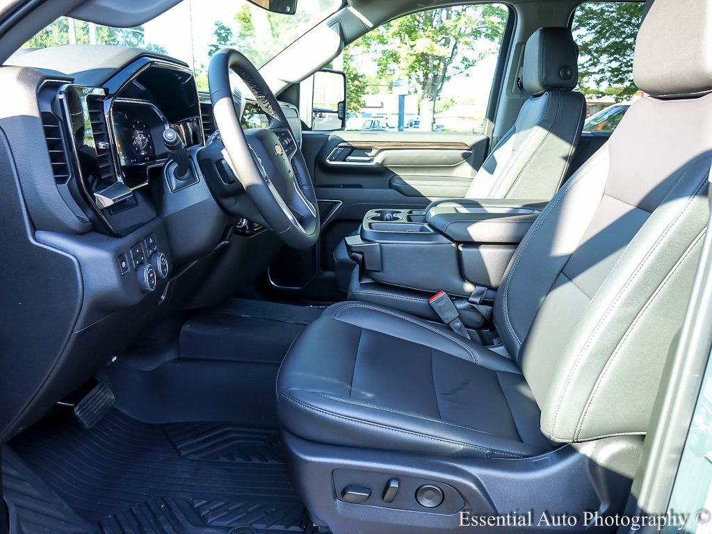 New 2026 Chevrolet Silverado 2500 LT image 10
