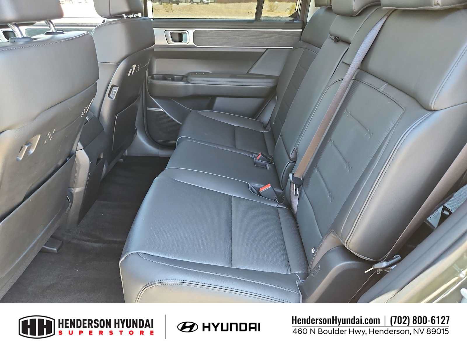 Used 2024 Hyundai Santa Fe Limited AWD/4WD image 19