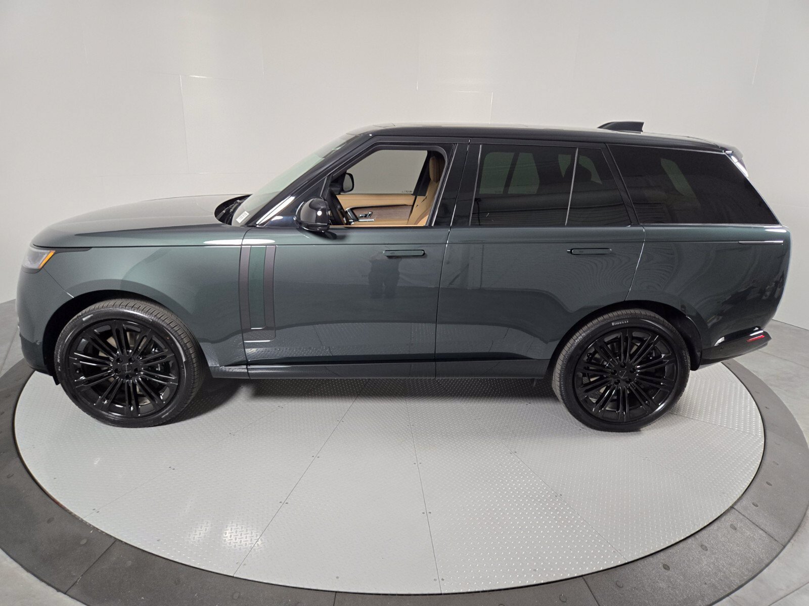 New 2026 Land Rover Range Rover SE AWD/4WD image 34