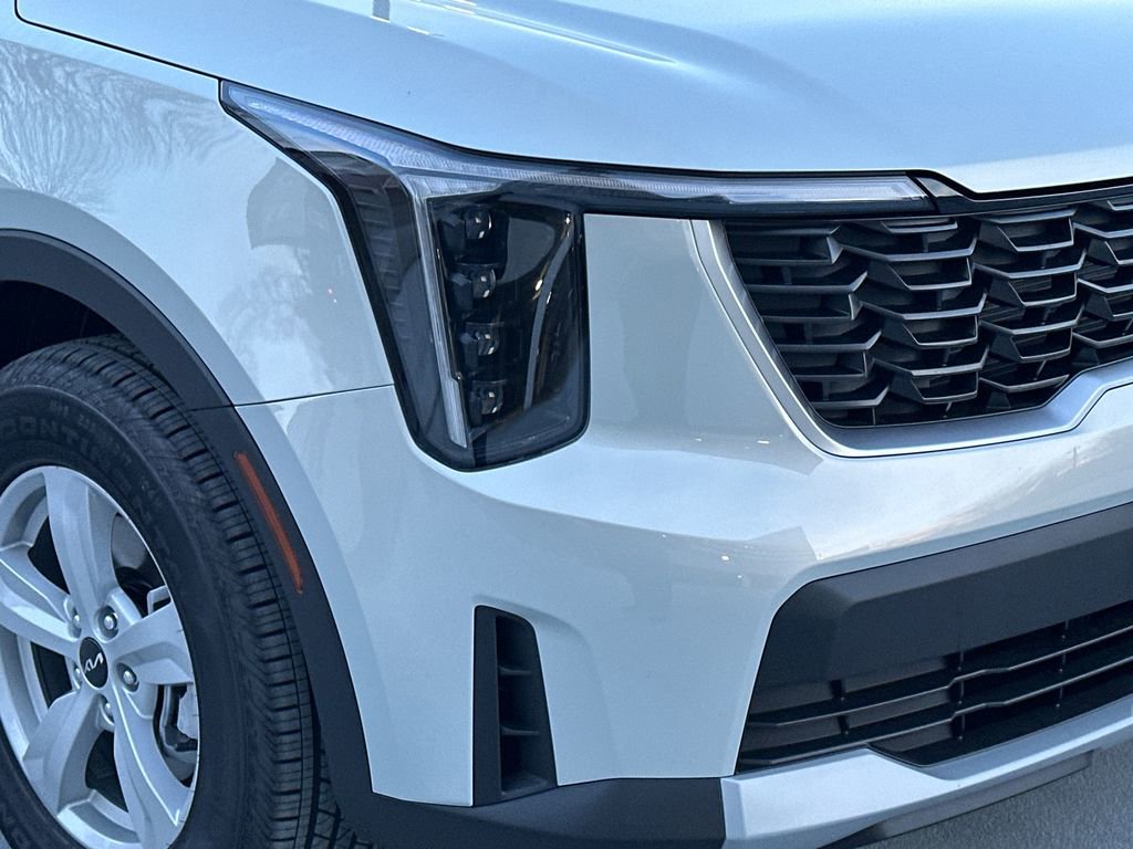 New 2026 Kia Sorento LX image 9