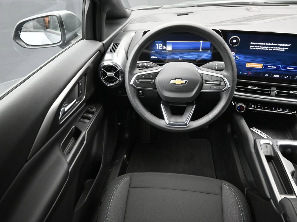 New 2026 Chevrolet Equinox EV LT image 13