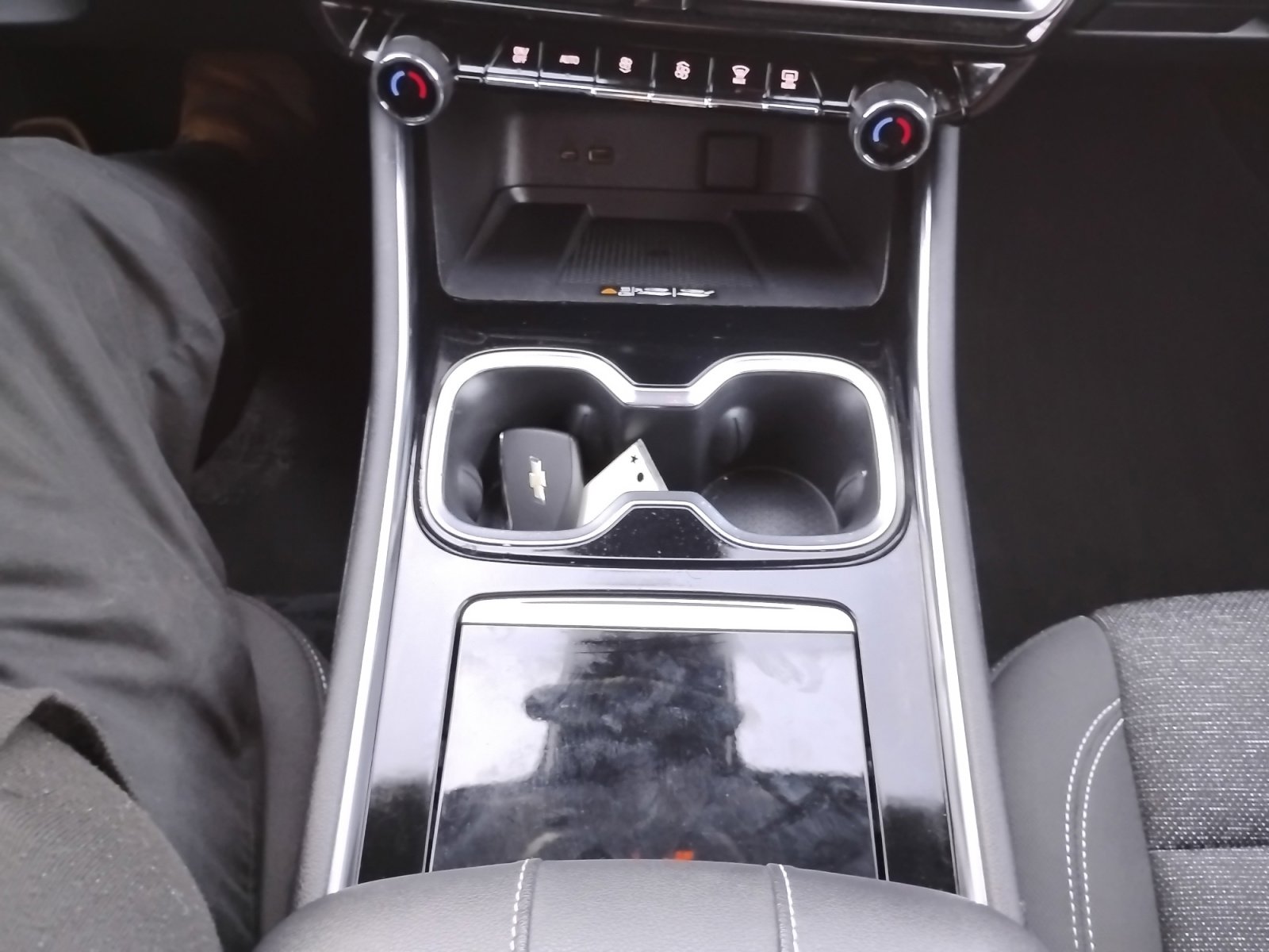 Used 2024 Chevrolet Traverse LT w/ Trailering Package image 21