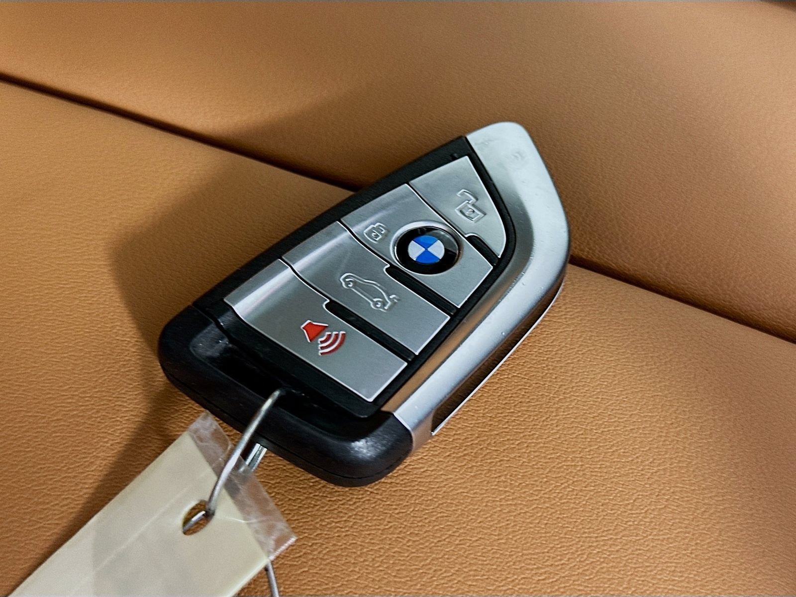 Used 2023 BMW X5 xDrive40i w/ Parking Assistance Package AWD/4WD image 48