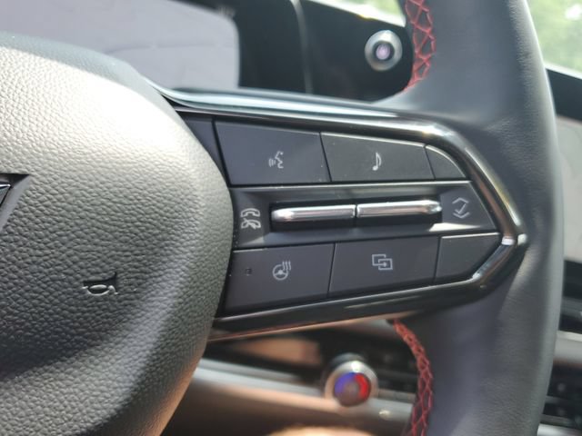 New 2026 Chevrolet Equinox RS w/ Convenience Package III FWD image 25