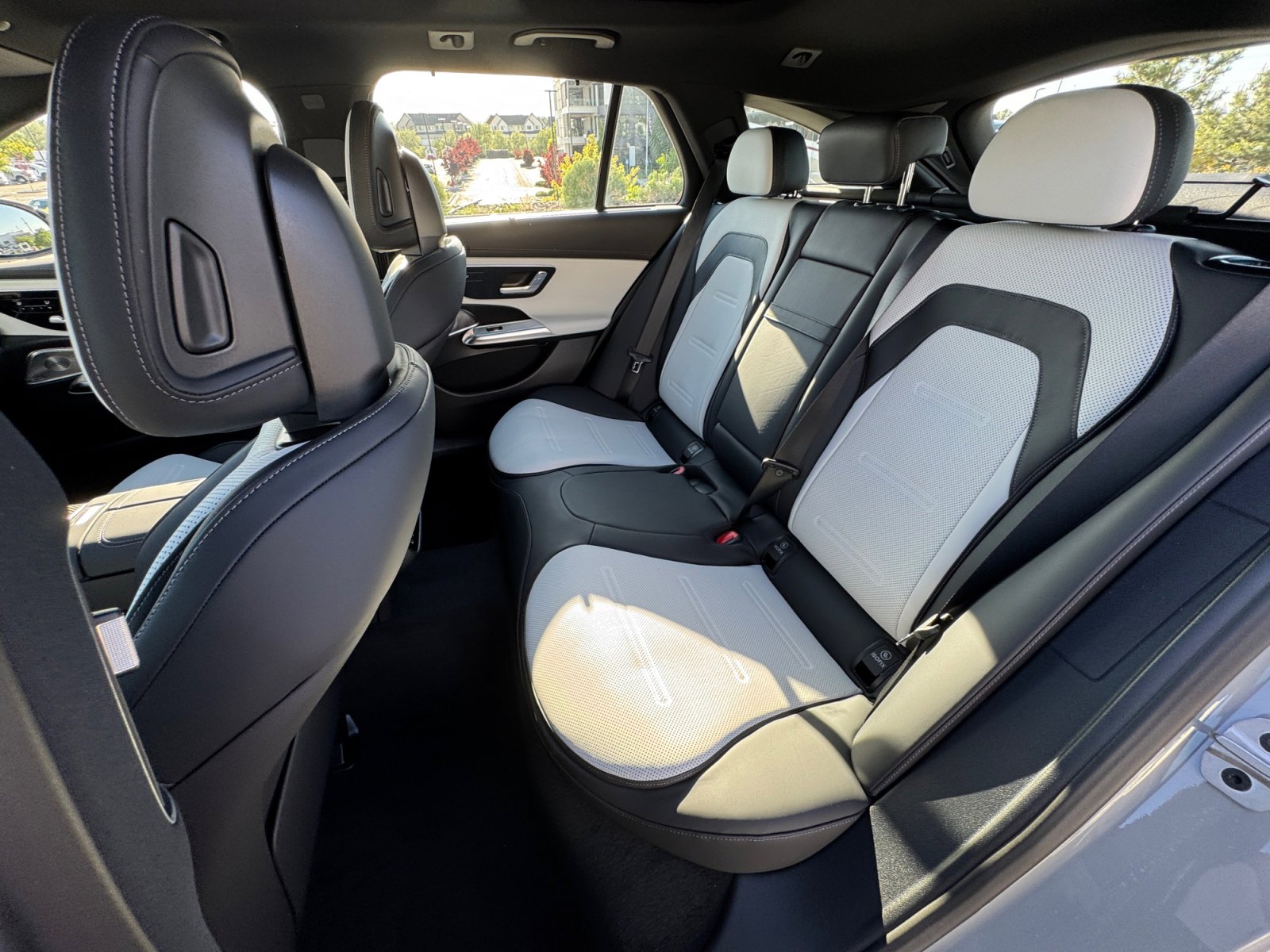 New 2026 Mercedes-Benz E 53 AMG 4MATIC Sedan image 16