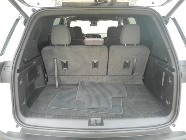 Used 2026 Chevrolet Traverse LT w/ Driver Confidence Package FWD image 26
