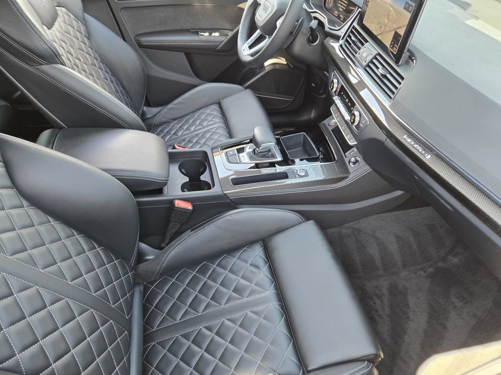 Certified 2023 Audi SQ5 Premium Plus w/ Premium Plus Package AWD/4WD image 17